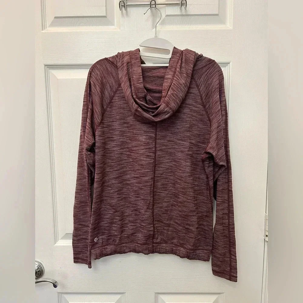 Lululemon Healthy Heart Pullover II size 8